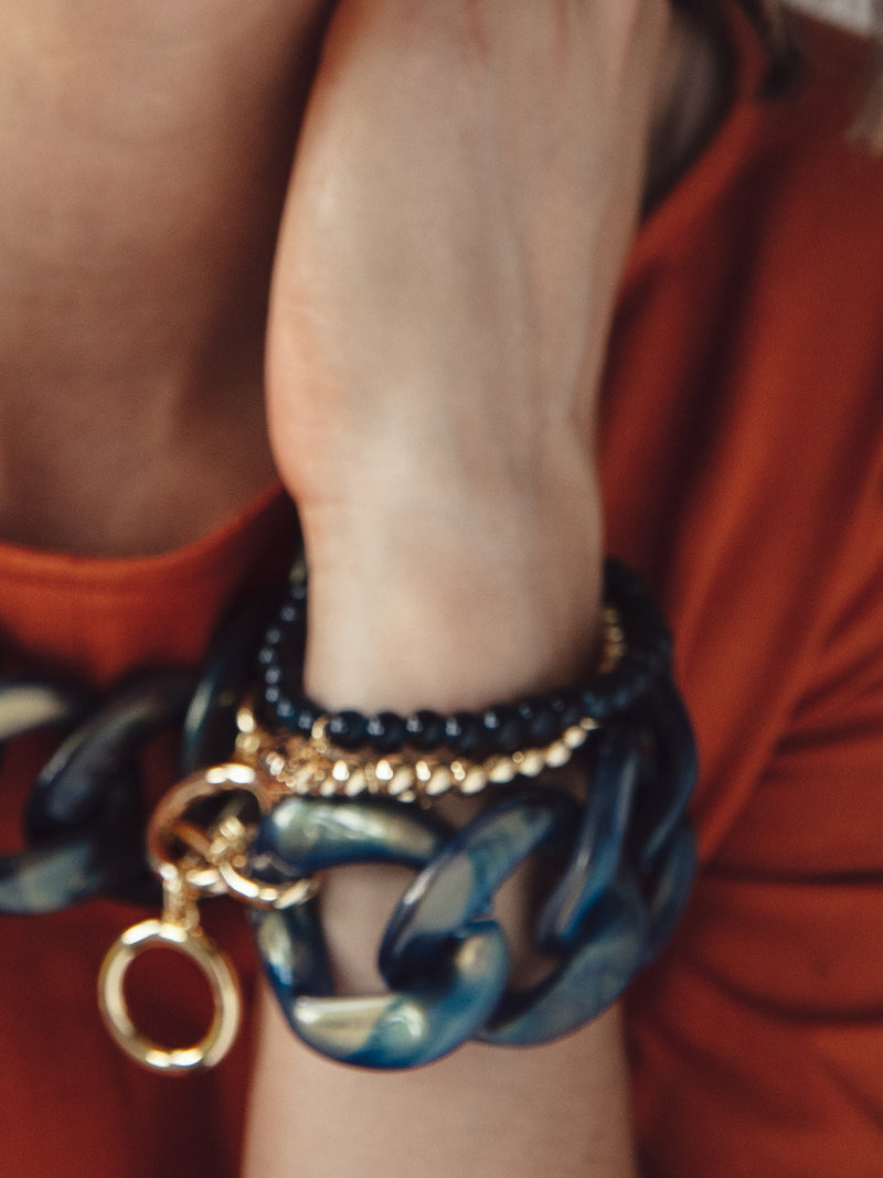 Iridescent Curb Chain Bracelet