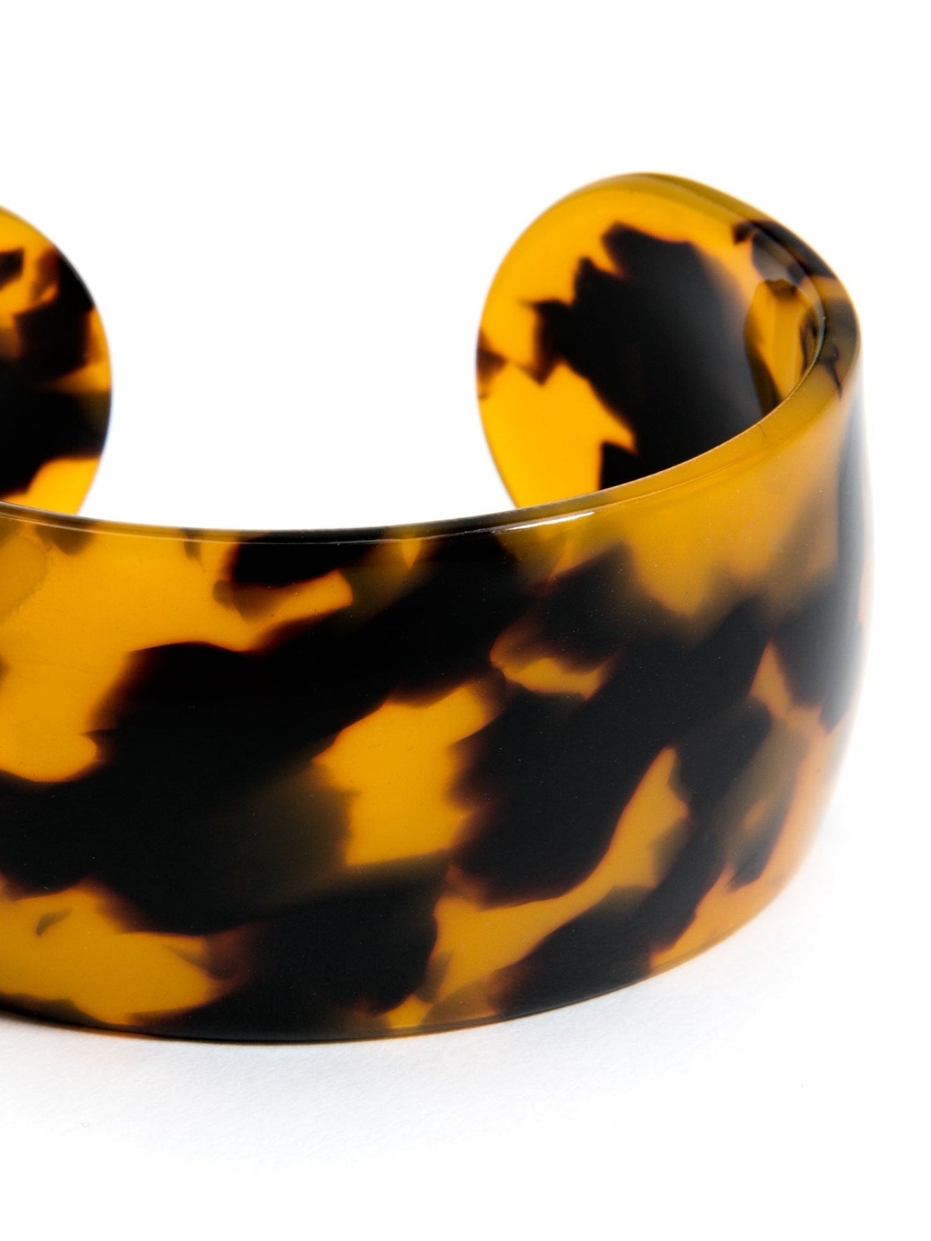 Torti-Ful Cuff Bracelet | Beautiful Fashion Jewelry | ZENZII Wholesale